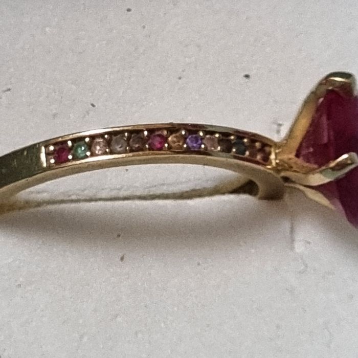 Inel aur cu rubin 3,20gr 14k