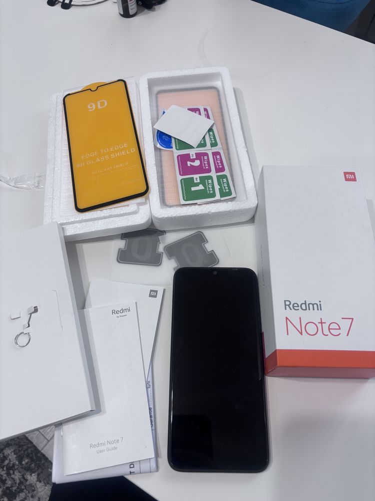 Телефон Redmi Note 7