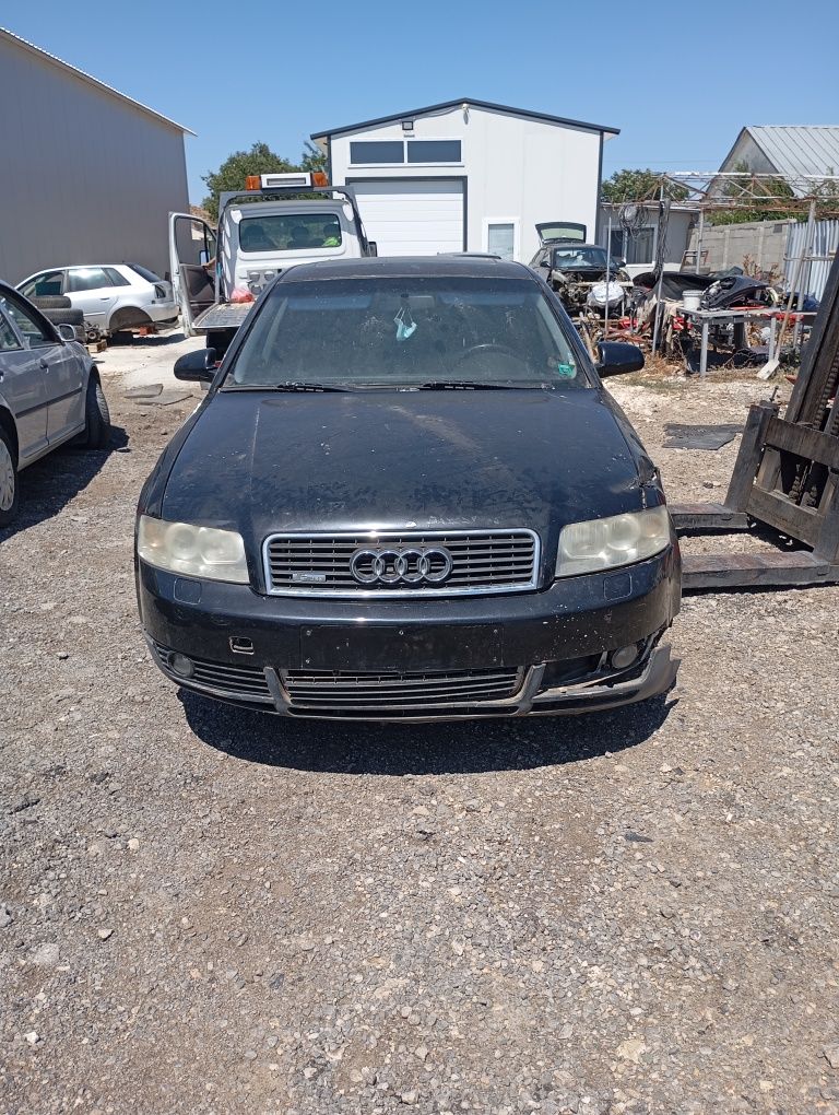 Audi A4 B6 2.5 на части