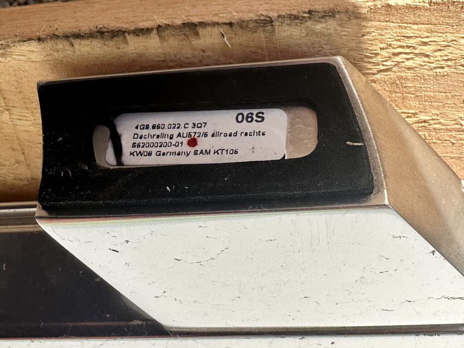 Рейлинг лайсни багажник за таван AUDI A6 C7 Комби 4G9860021C 4G9860022