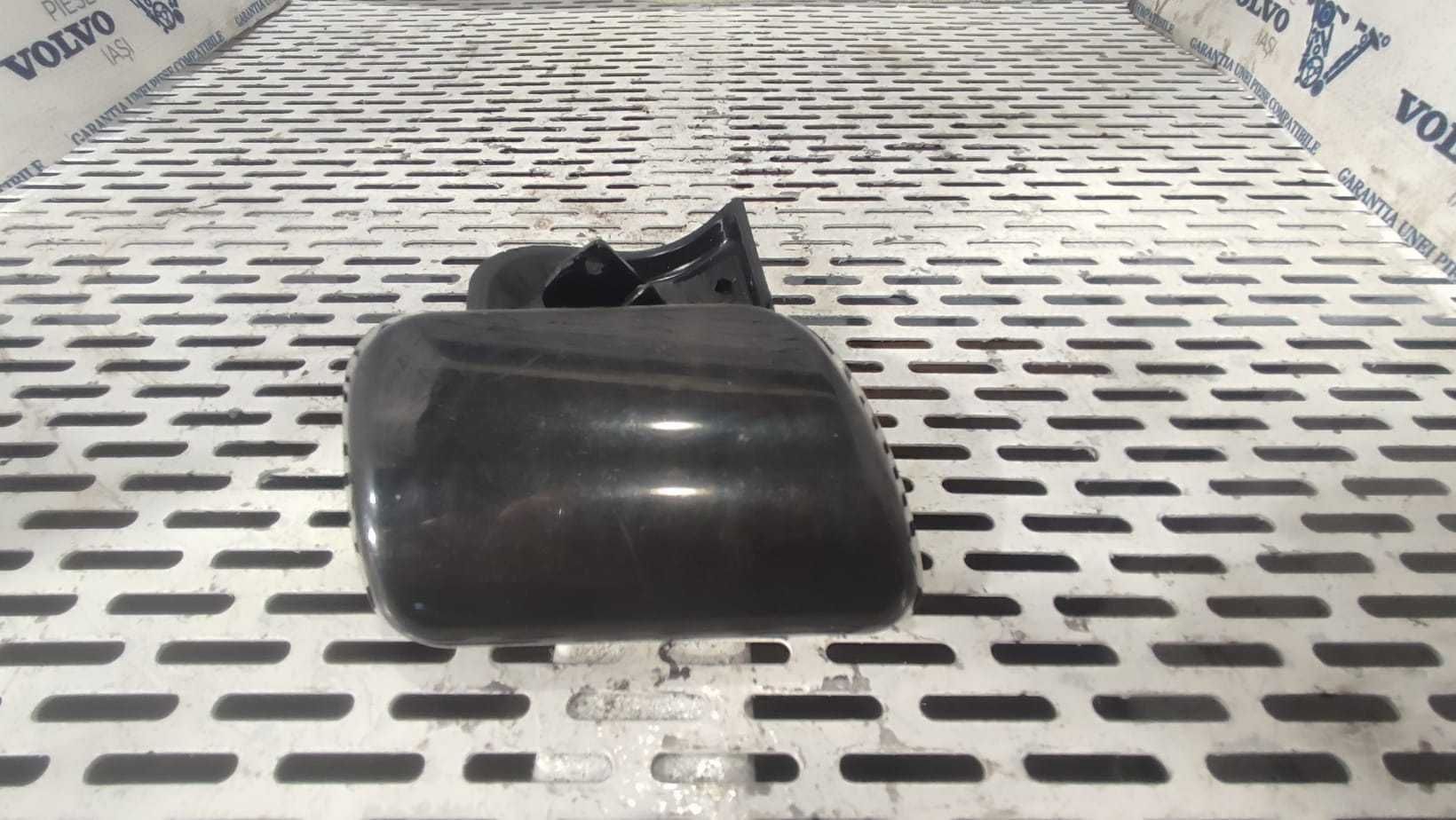 Capac spalator faruri doar pe partea dreapta VOLVO XC90 2003-2007 NOI