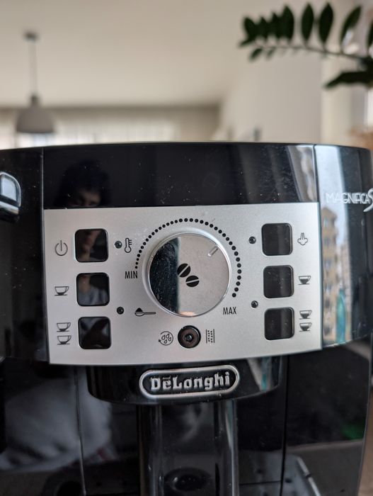 Espressor automat De'Longhi Magnifica S