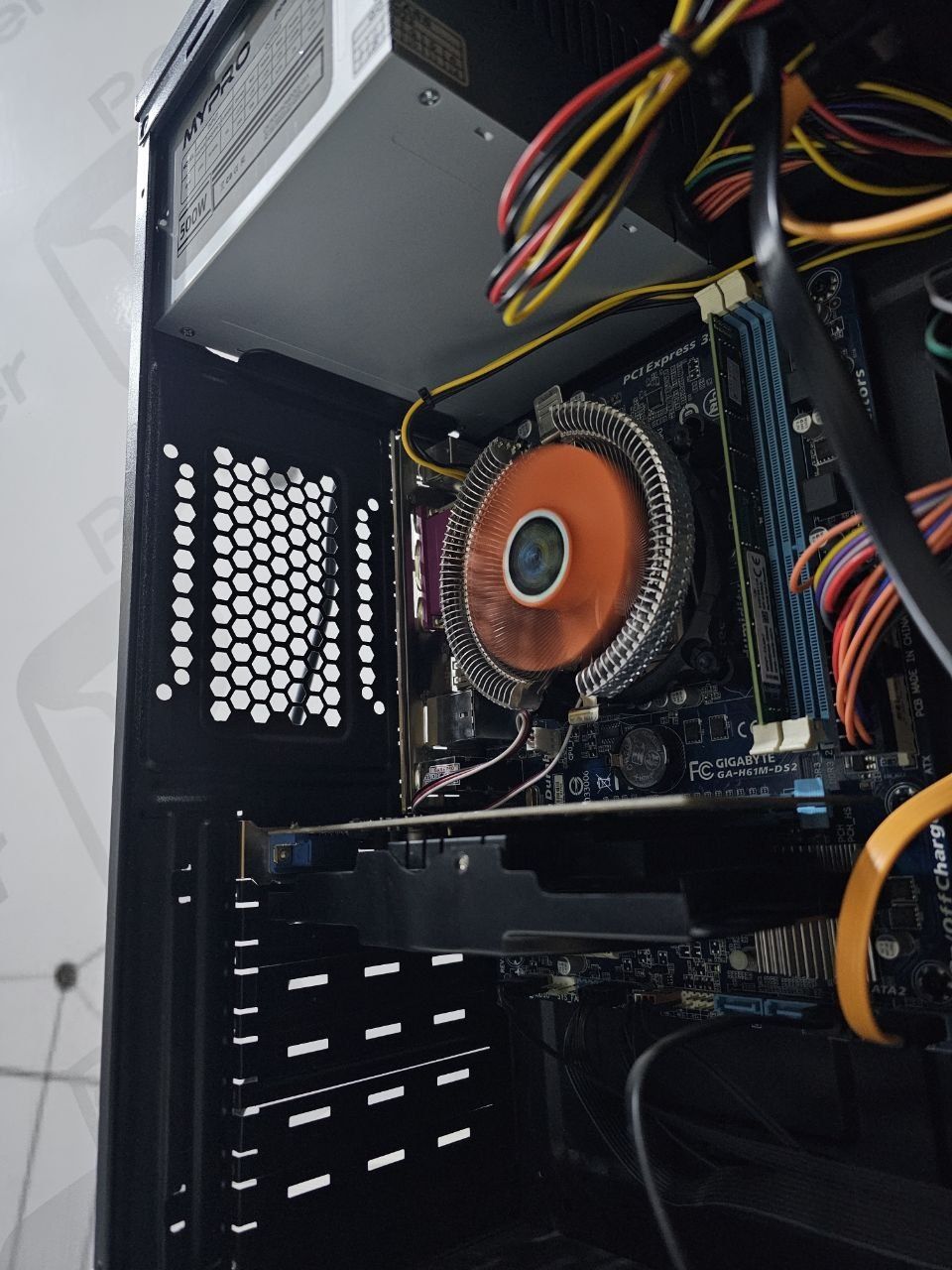 Компьютер i5/ОЗУ 8/gt 730/ssd 128/hdd 320