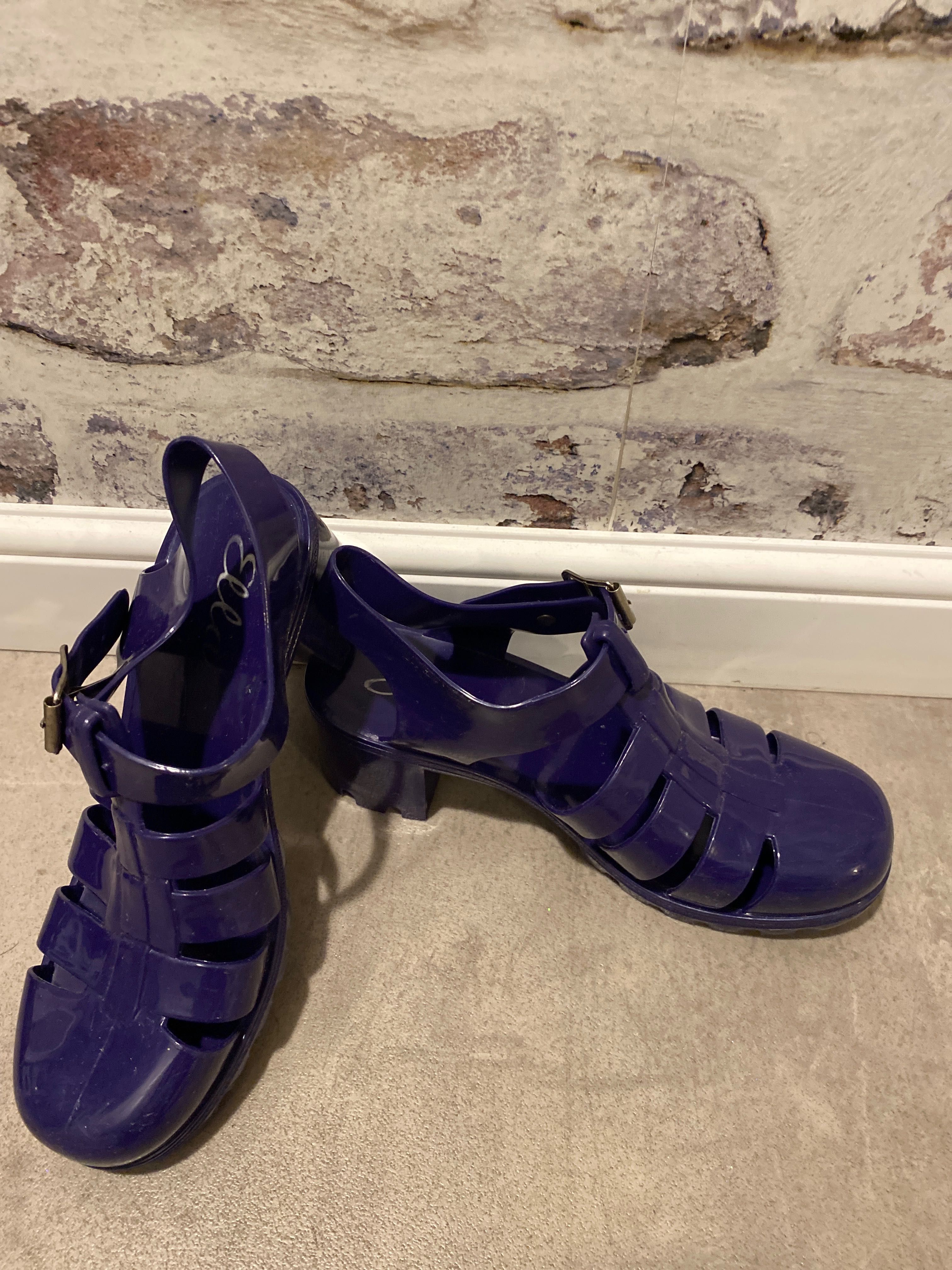 Гумени сандали на ток:тъмно сини/лилави и черни