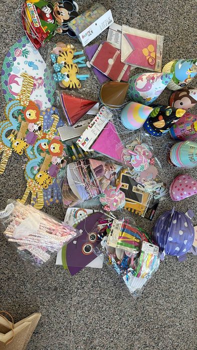 Cutie cu accesorii petrecere