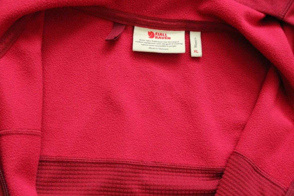FJALLRAVEN Abisko trail и Stina - две дамски поларени горници, L и XL
