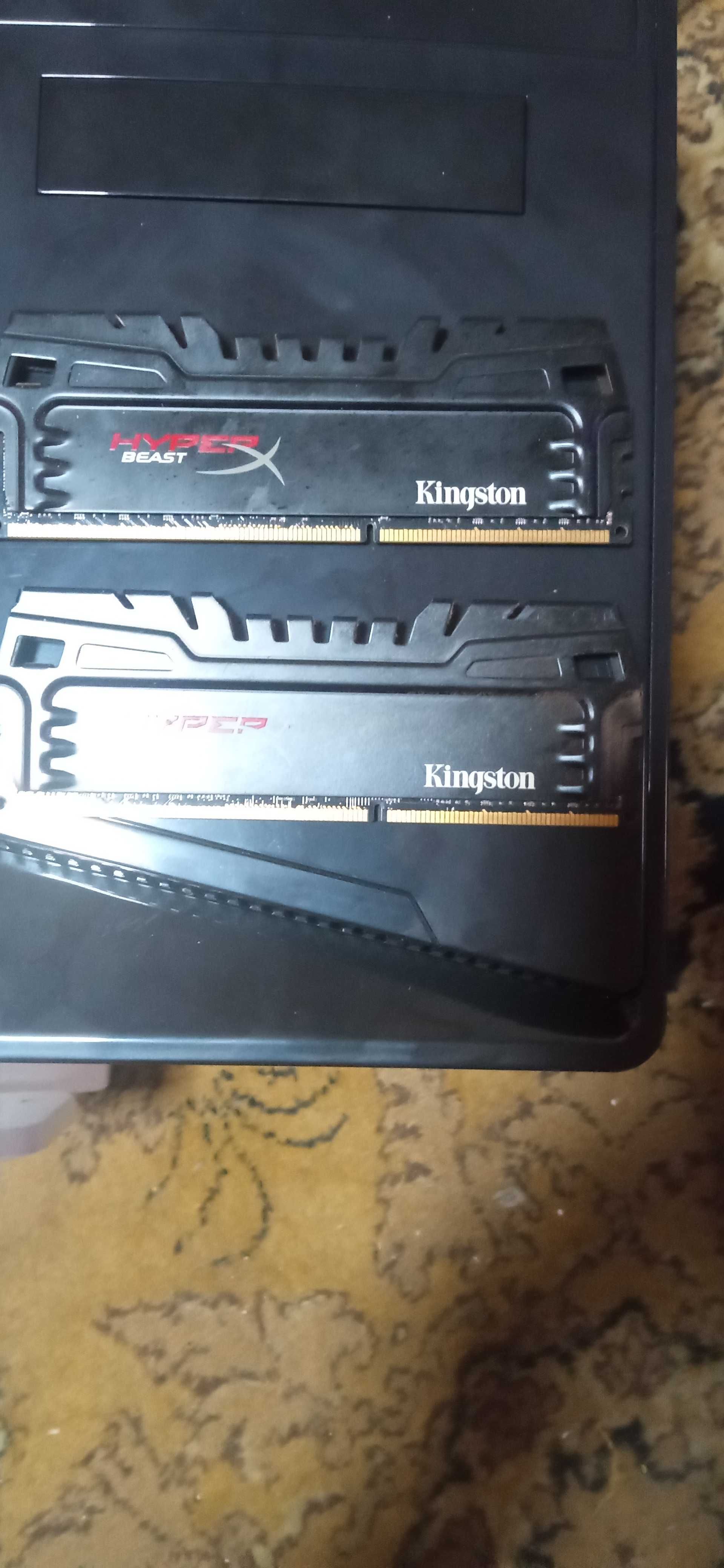 Placi memorie DDR3 2 buc 4GB, 2 buc 16gb Kingston furry,