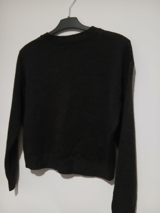 Pulovar subtire fete marime M/L stare perfecta