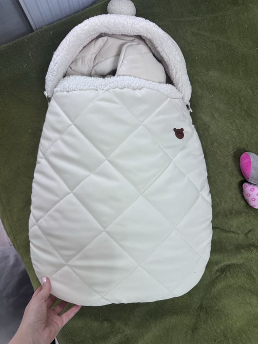 Зимний комбинезон для малыша от 0 до 6ти месяцев