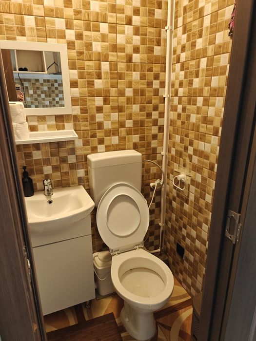 Pf închiriez camera camin 12 mp bularga wc dus
