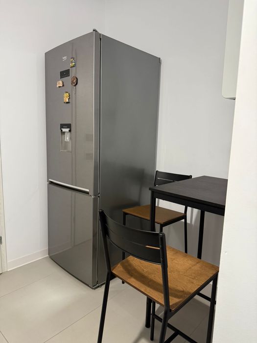 Apartament cu 1 camera+terasa 19mp+loc parcare.Mobilat si utilat comp!