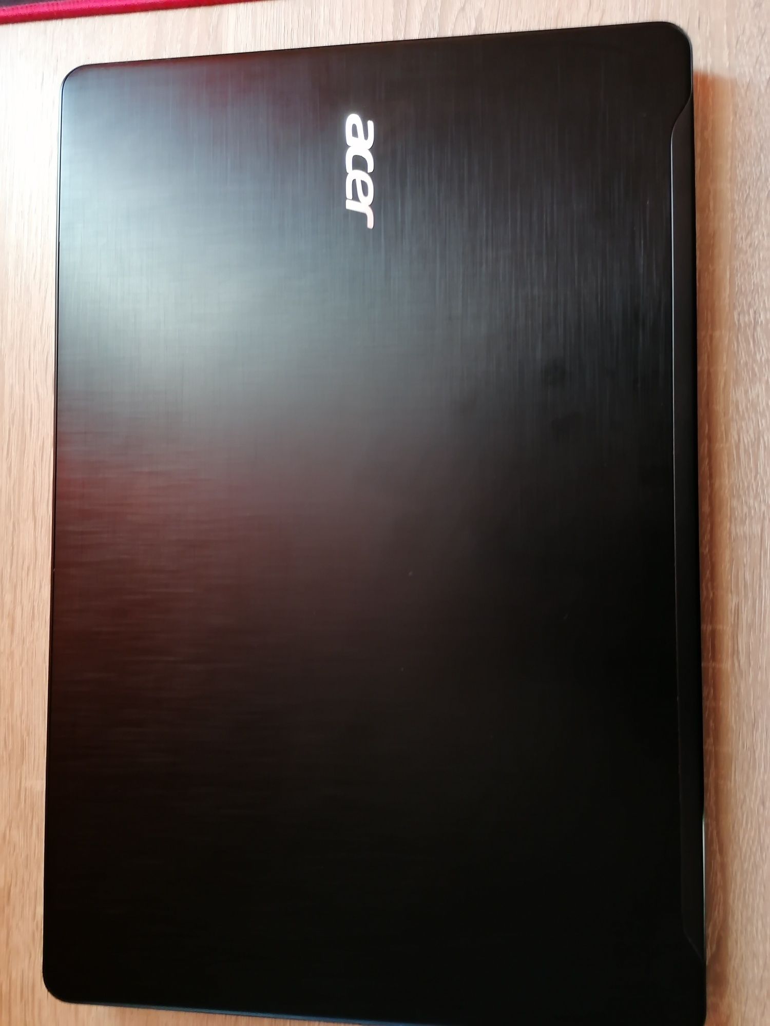 Vând laptop Acer i5