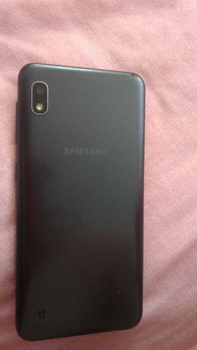 Продам Самсунг А10