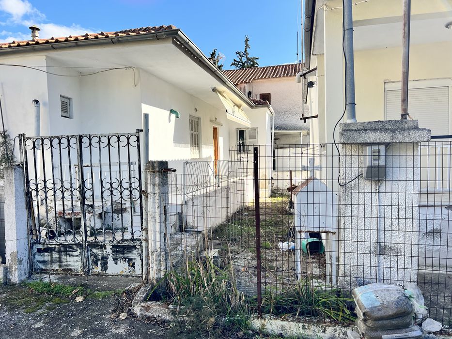 Инвестиционна къща на морето до Братсаки