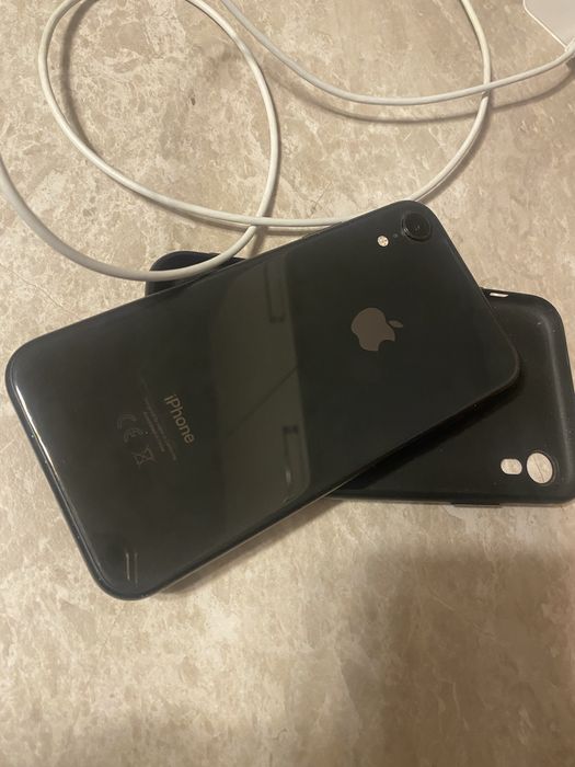 Iphone xr / huawei mate 20 pro