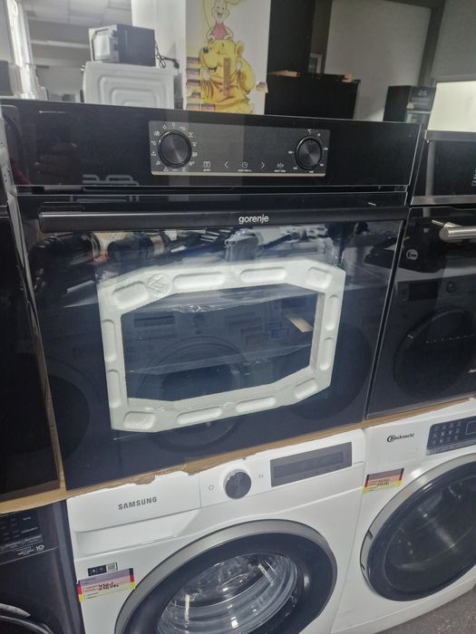 Фурна за вграждане Gorenje 77 литра