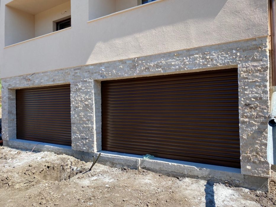 Producator usa/usi de garaj tip rulou Cluj - livram in toata tara