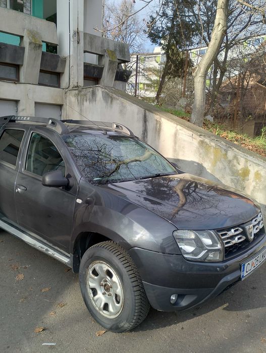 Vând Dacia Duster an2013, înmatriculat RO