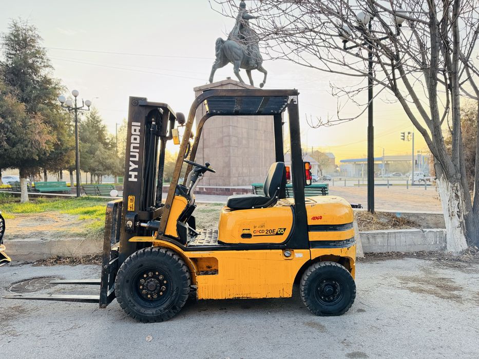 Погрузчик вилочный кара автокара