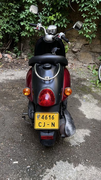 Scuter Yamaha Vino 2004, 50cc