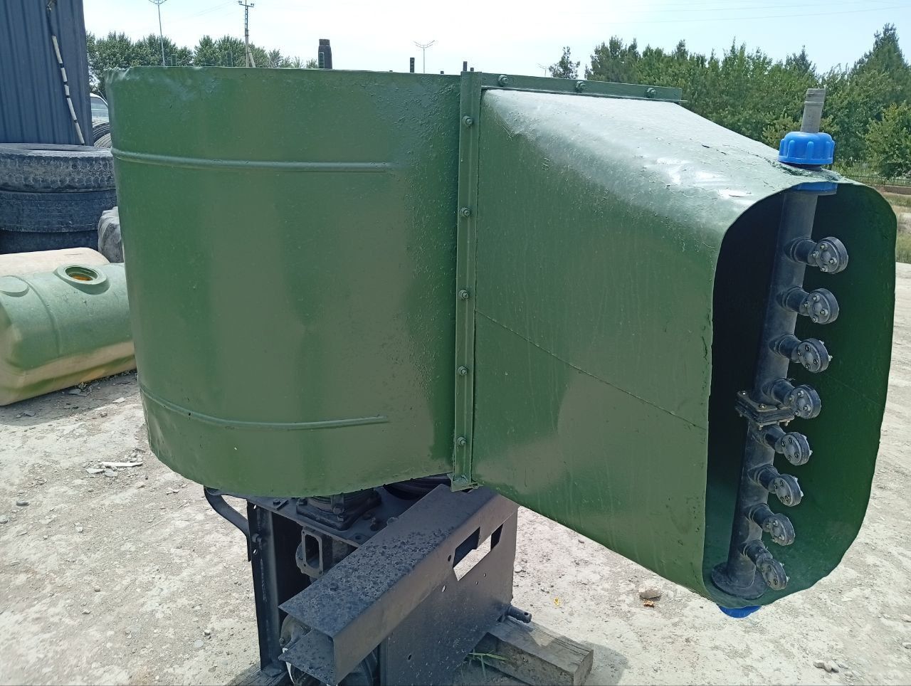 Кишлок хужалик фермерлари учун ОВХ 600.   
2 та сув бочкаси йук.
15 00