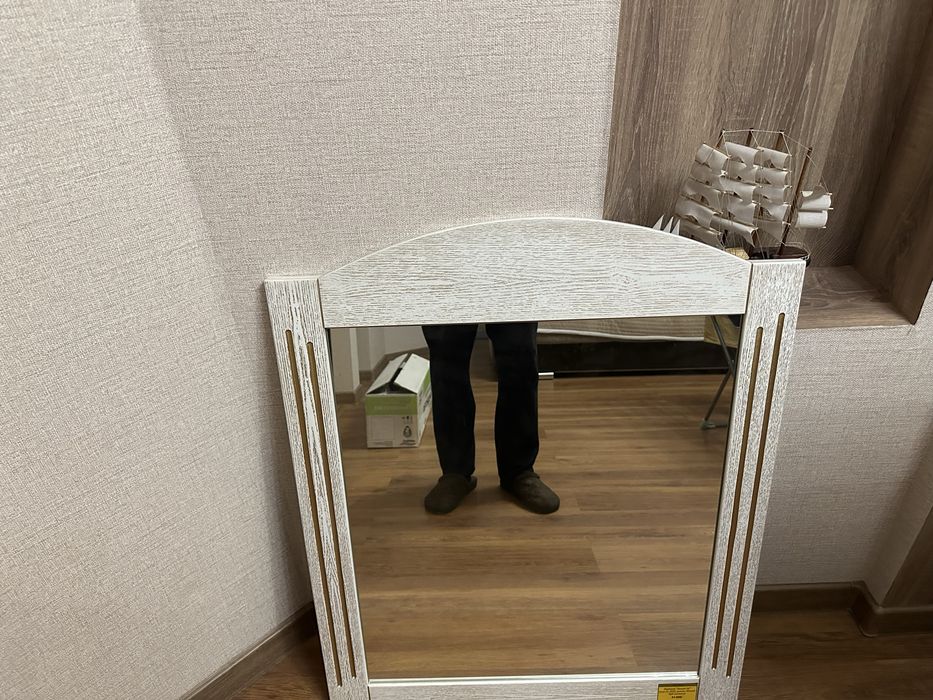 Продам умывальник с пъедисталом умывальник на тумбу зеркало всё новое