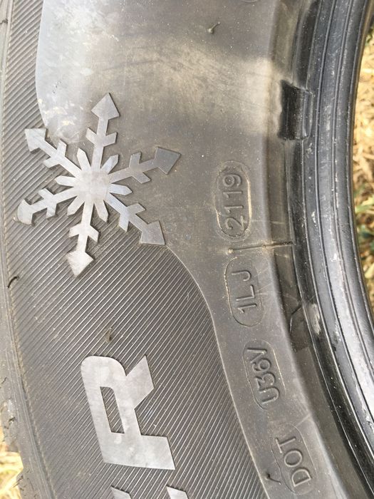 Зимни гуми два беоя 215/65R16 цената е за два броя дот 2119