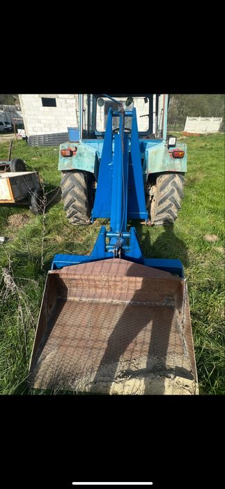 Încarcător tiranți tractor