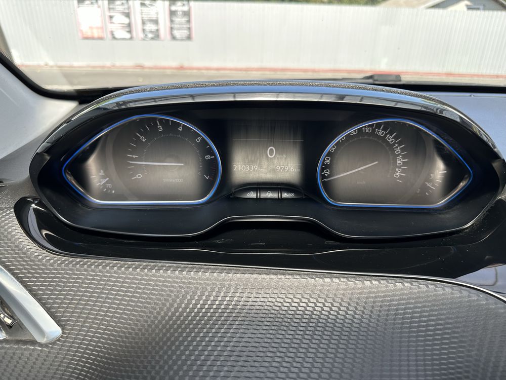 Peugeot An f. 2016 ,1.2 THP -110 cp Euro 6