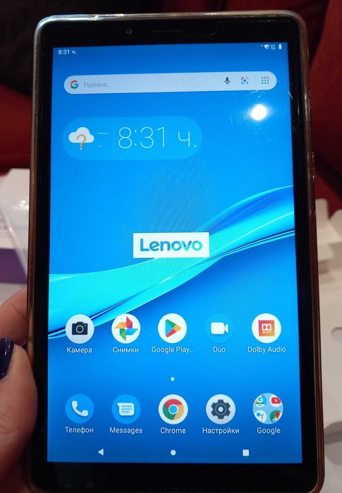 Продавам таблет LENOVO TAB M7 LTE