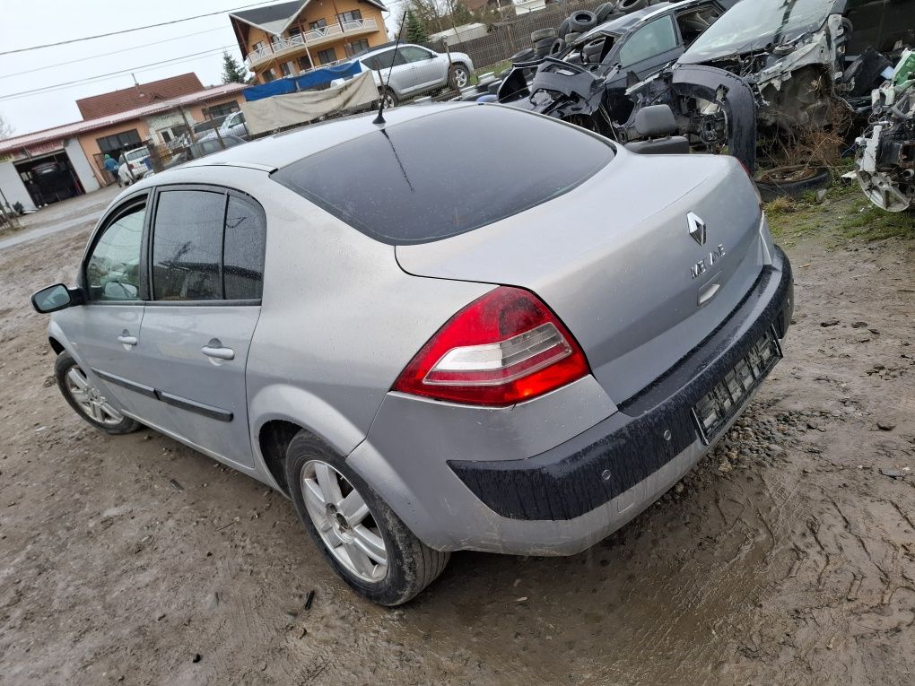Piese/Dezmembrez Renault Megane ll 1.5dci Sedan An 2005