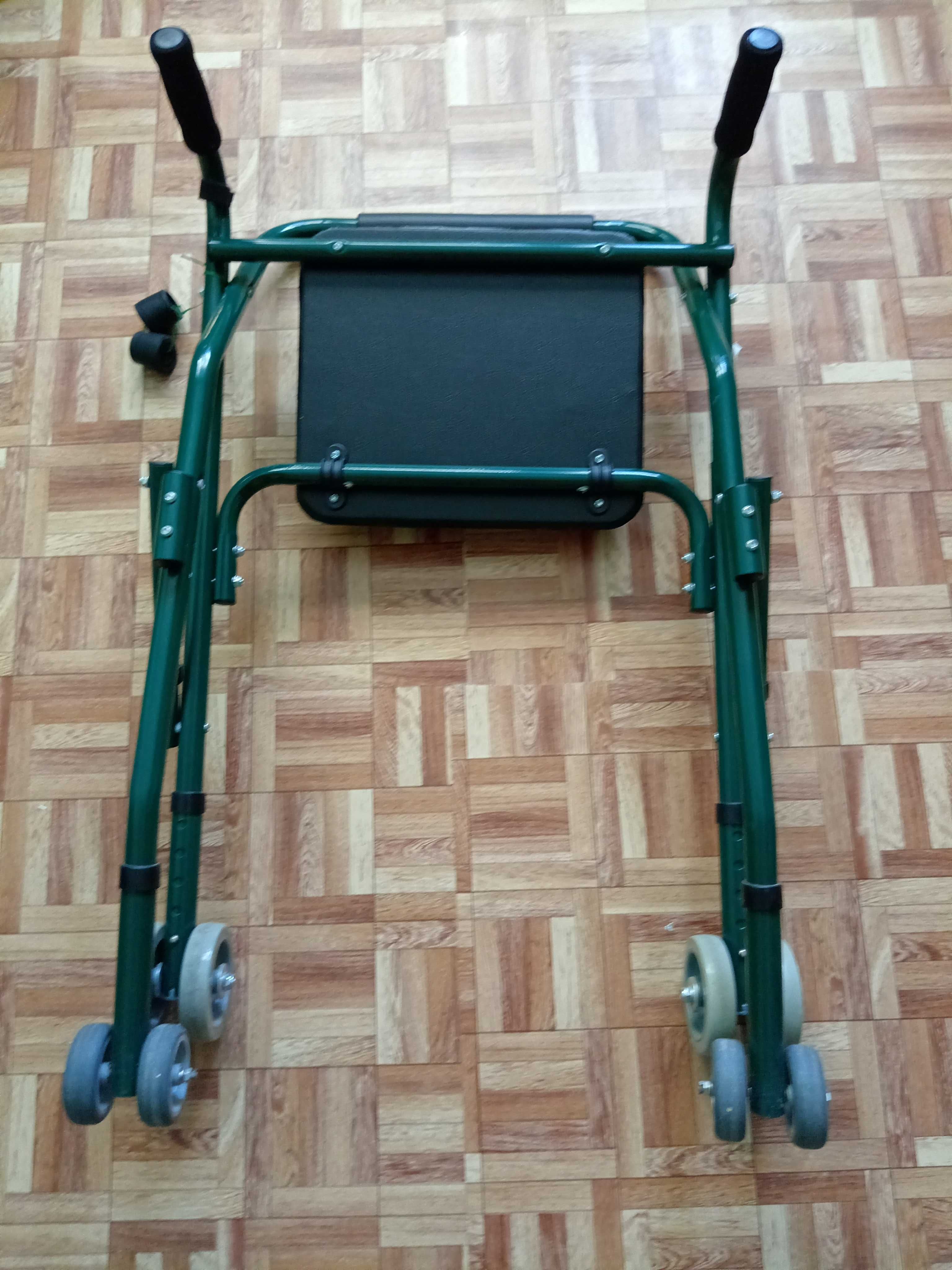 Vand scaun cu 8 roti pentru deplasare pentru seniori