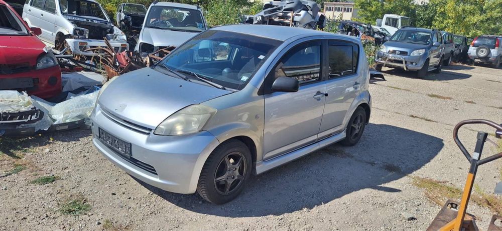 Daihatsu sirion на части