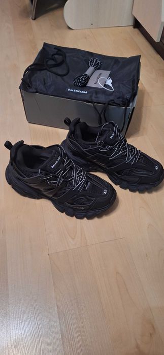 Balenciaga Track