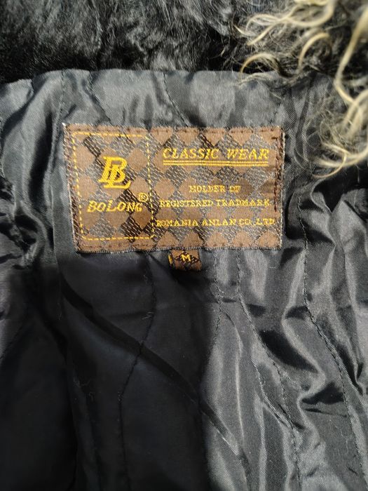 Haina de blana nepurtata