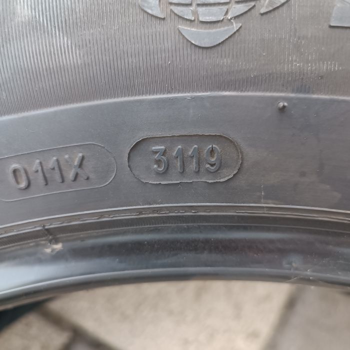 235 55 19 Michelin Latitude Alpin