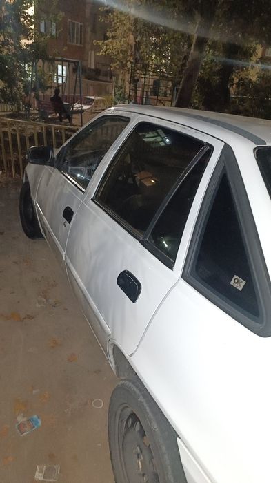 Срочна сотилади Nexia 2 
Йили 2014 простой сонс гибрид
Метан бор 100 т