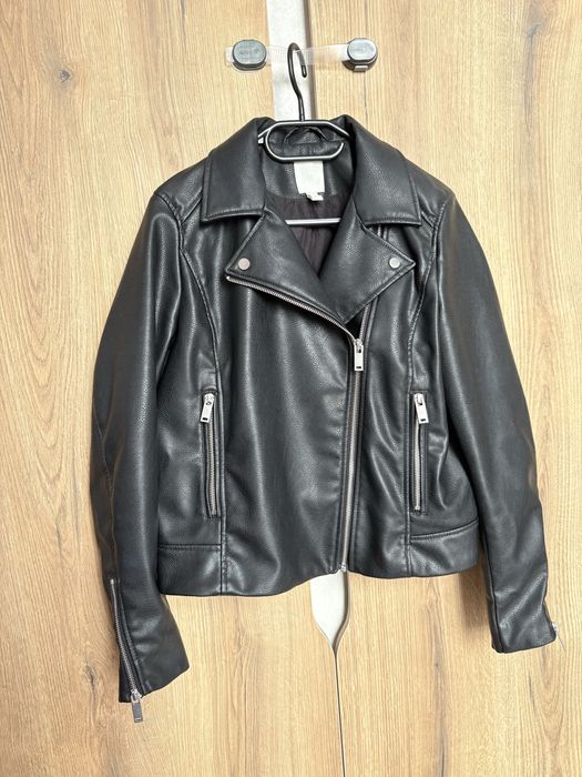 Дамски кожено яке