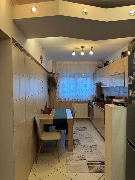 PROPRIETAR - Apart. 3 cam, complet utilat si mobilat, zona Apusului