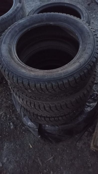 185/65/15 резина зима nokian