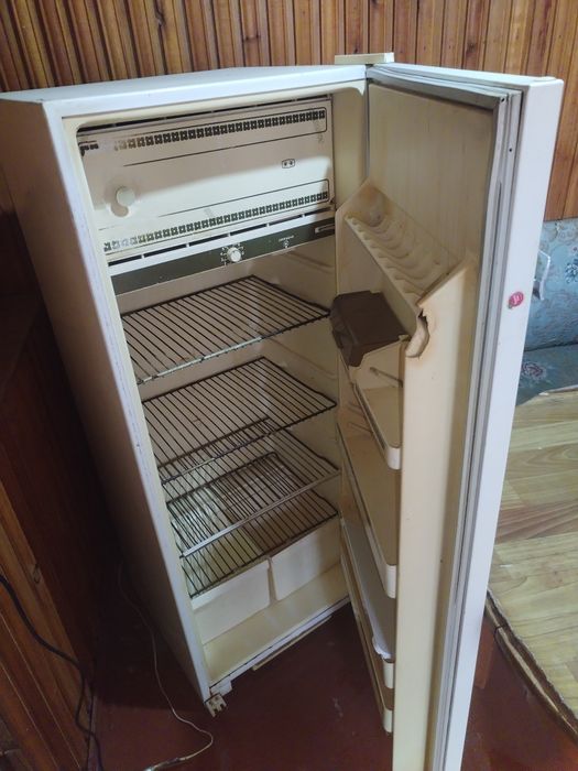 Холодильник БИРЮСА СССР