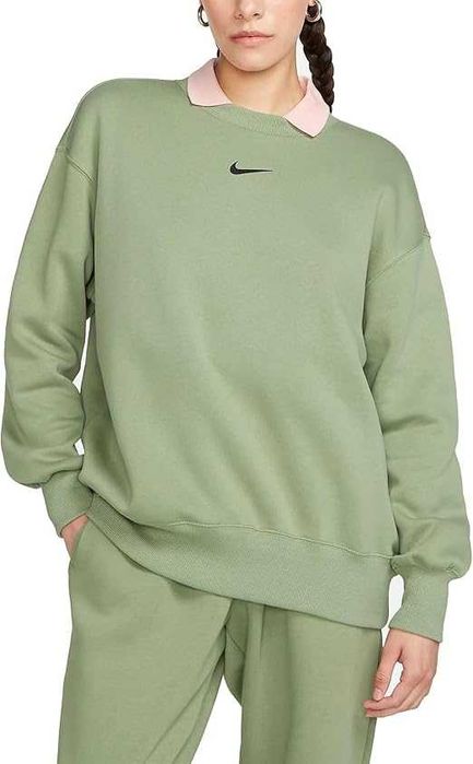 Чисто ново спортно горнище суитшърт Nike за момиче с размер XS