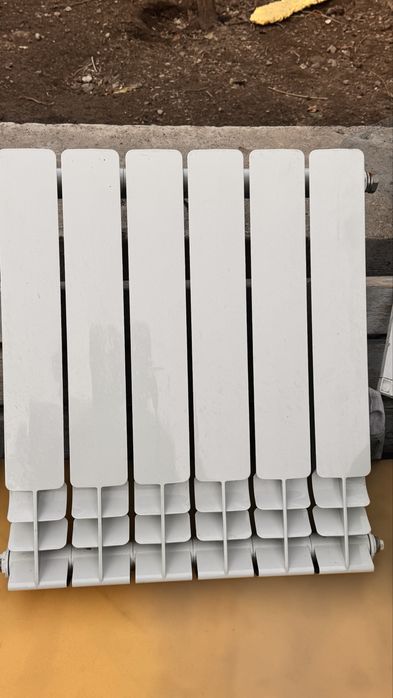 Продам батареи срочно