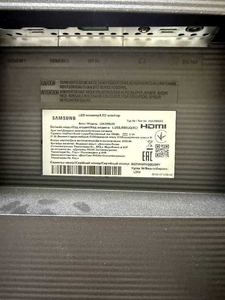 Монитор Samsung 31.5" LU32J590UQIXCI, 60 Hz,3840x2160, VA