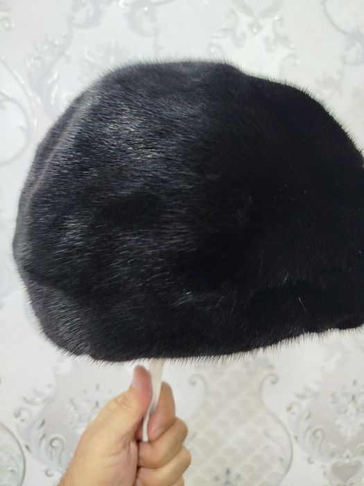 Новый женский норка шапка (фабричный) сатылады.