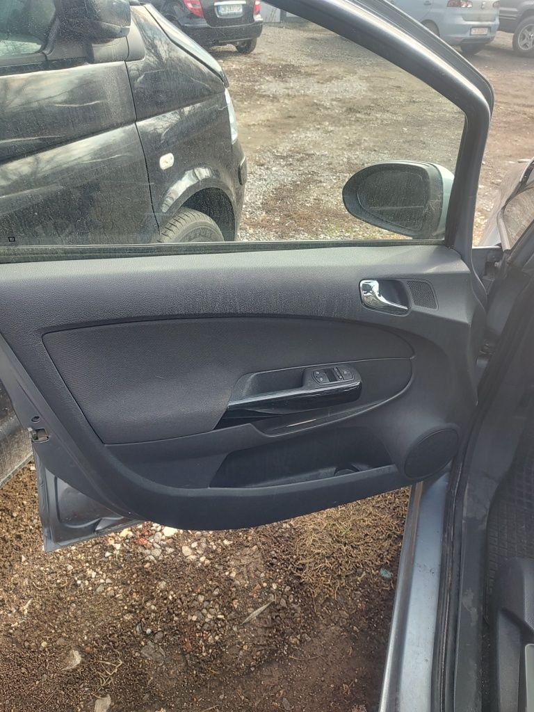 Opel Corsa D 1,2 i 4cil.