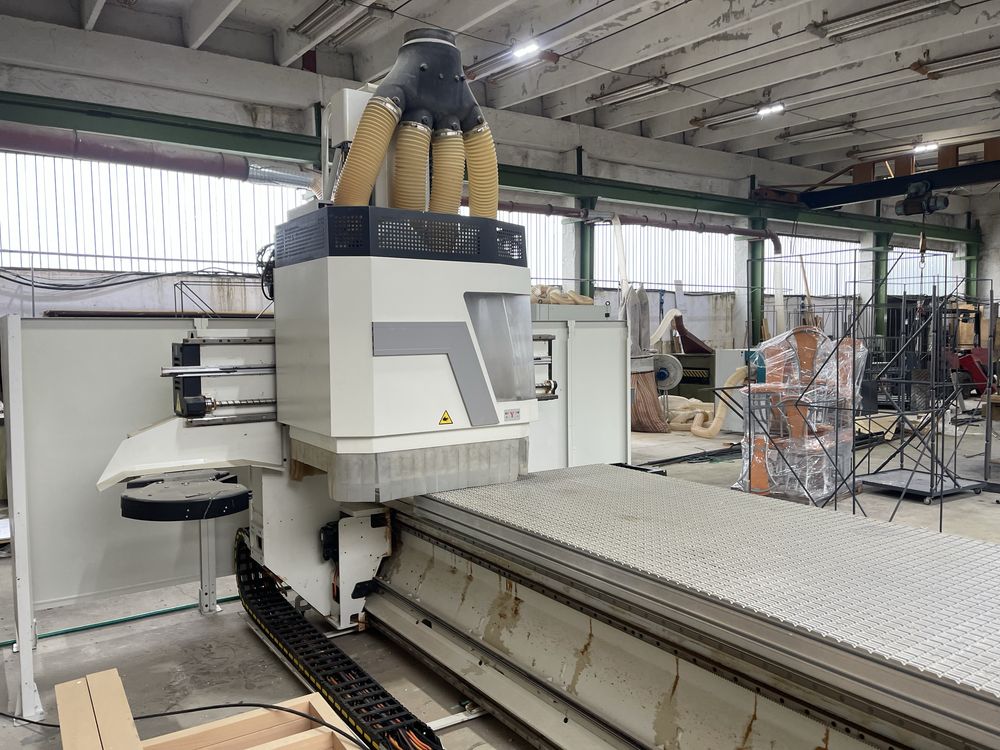SCM Record 110 AL Prisma 5осна CNC център
