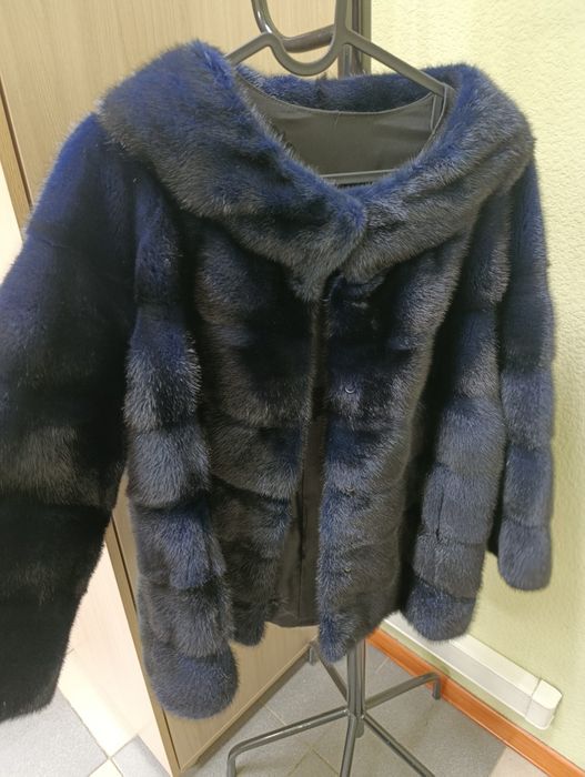 Продам норковую шубку