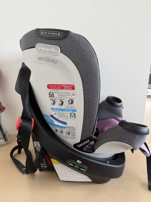 Американски СТОЛ  за кола Evenflo revolvex 360