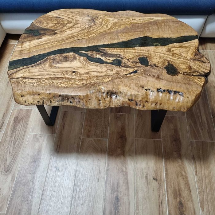 Masa din Lemn de Maslin